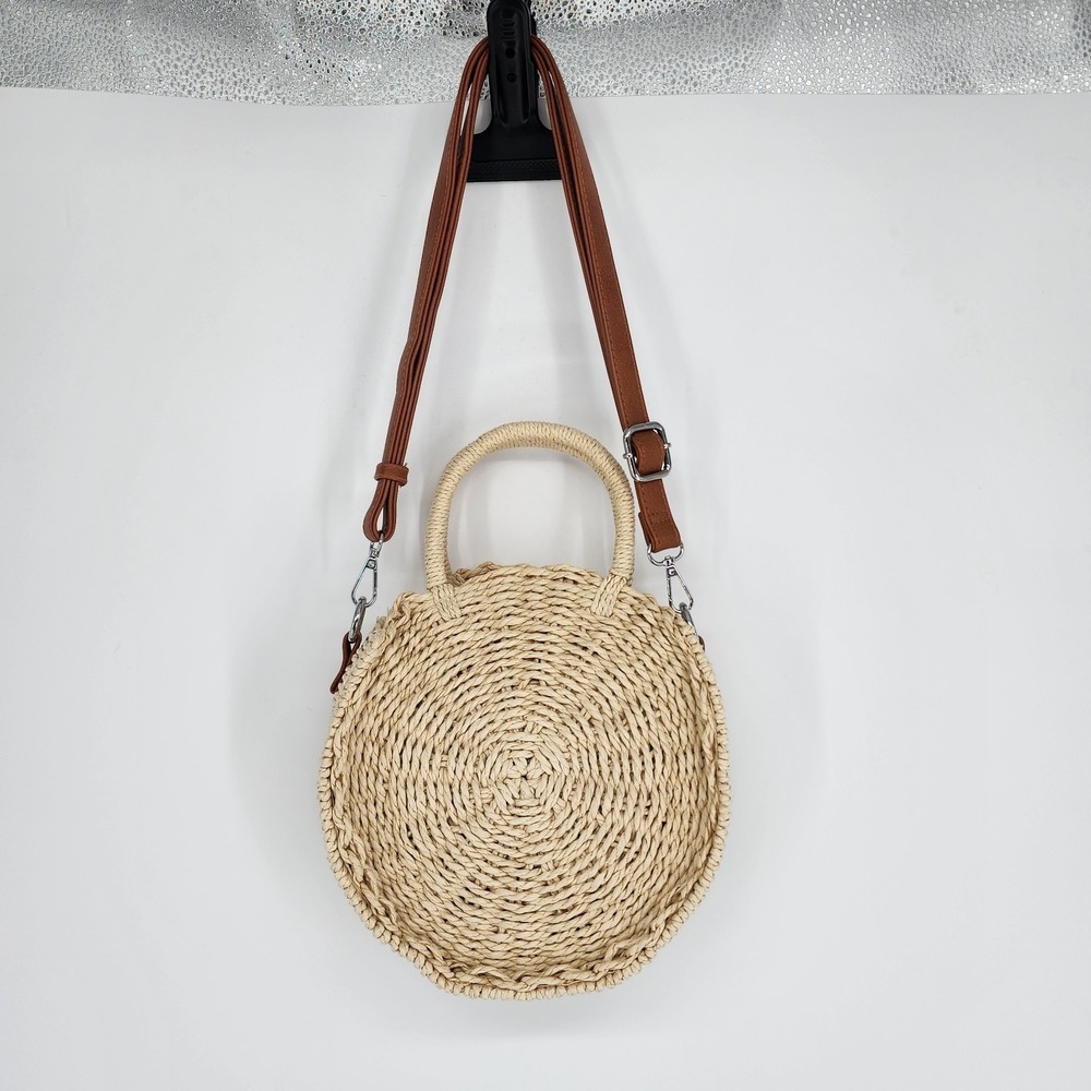 Womens Adjustable Woven Straw bag Summer Capsule Minimalist Euro Summer Raffia